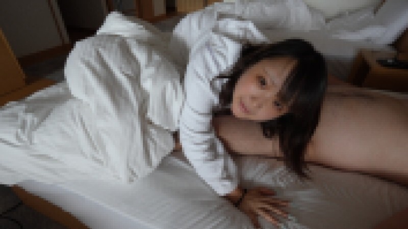 FC2-PPV-4900535 【首次光临享7折优惠 - 生日当天 ♡】0356_006 20岁的Ema-chan，怀孕34周零2天，终于在超级重口味、残酷的温泉营地里生下了宝宝，还被射了一身精液 - 第二部分