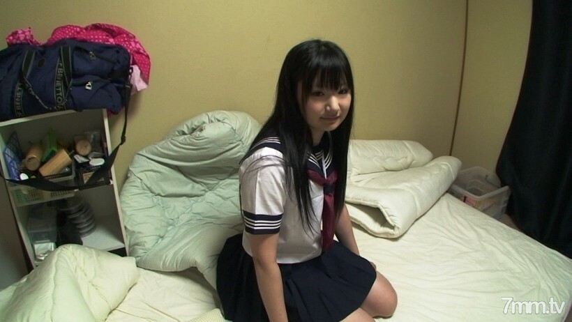 BOUGA52 在GIRLS&BOUGA SNS上随便玩的Paipan JK的口交脸和土屋涛非常相似，所以在口交面部拍摄后没有立即停止完全勃起，所以我让他忘记了所以我泄露了它并进行阴道射精。
