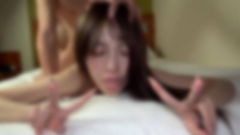 FC2-PPV-4886081 用作其他男人阴茎的工具。 [否][大量射精] 这位身材苗条、A罩杯的女孩笑容甜美，有男朋友，性格顺从。她舔著他的肛门，在他抓住她头的时候比出两个V字手势。大量射精，目的是让她怀孕。 *附赠