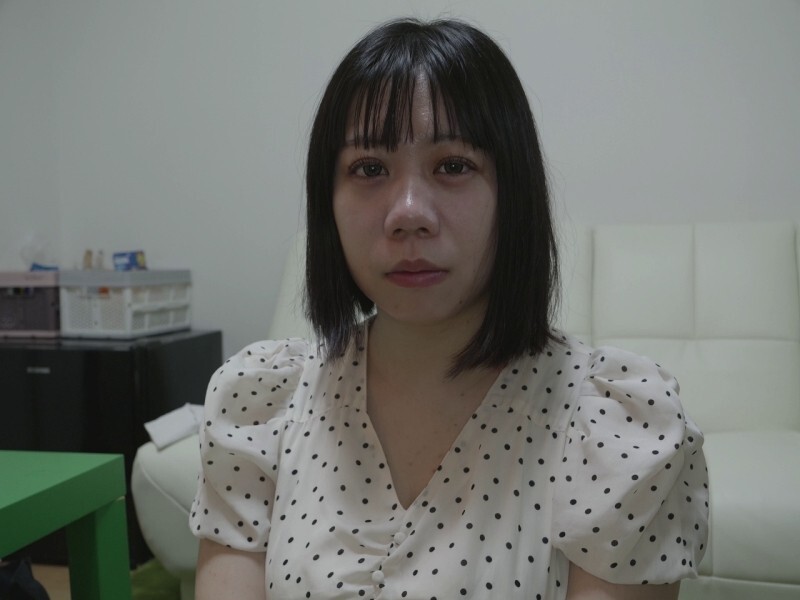 FC2-PPV-4918003 [超级无畏舰 18 Dok/Solid MIX] 一名日本餐厅员工张著嘴，吞下了五天大的马的全部精液。